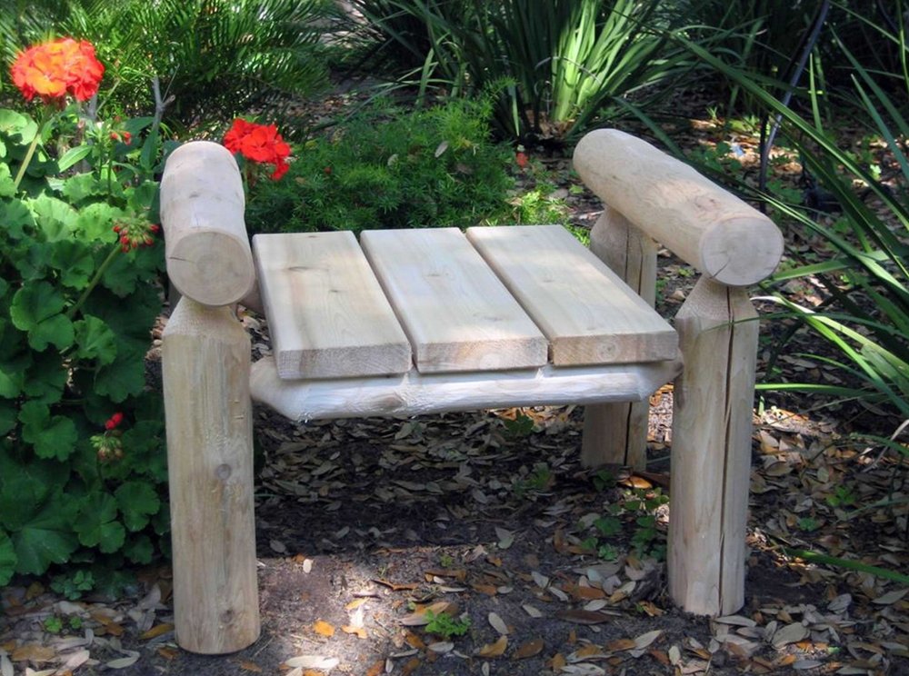 28" X 20" X 18" Natural Wood Ottoman