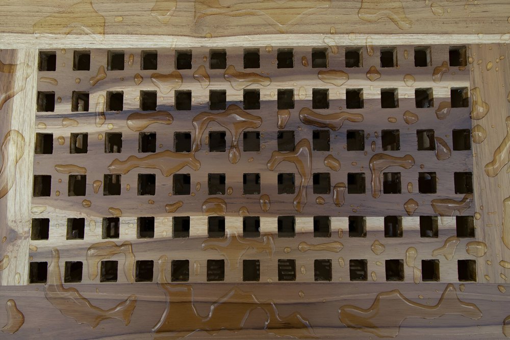 24" Brown Solid Wood Lattice Laundry Hamper With Lid