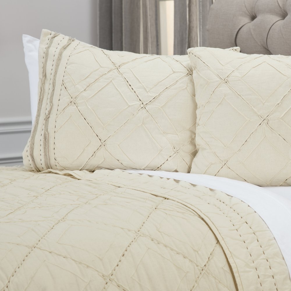 Ivory Geometric King Quilt