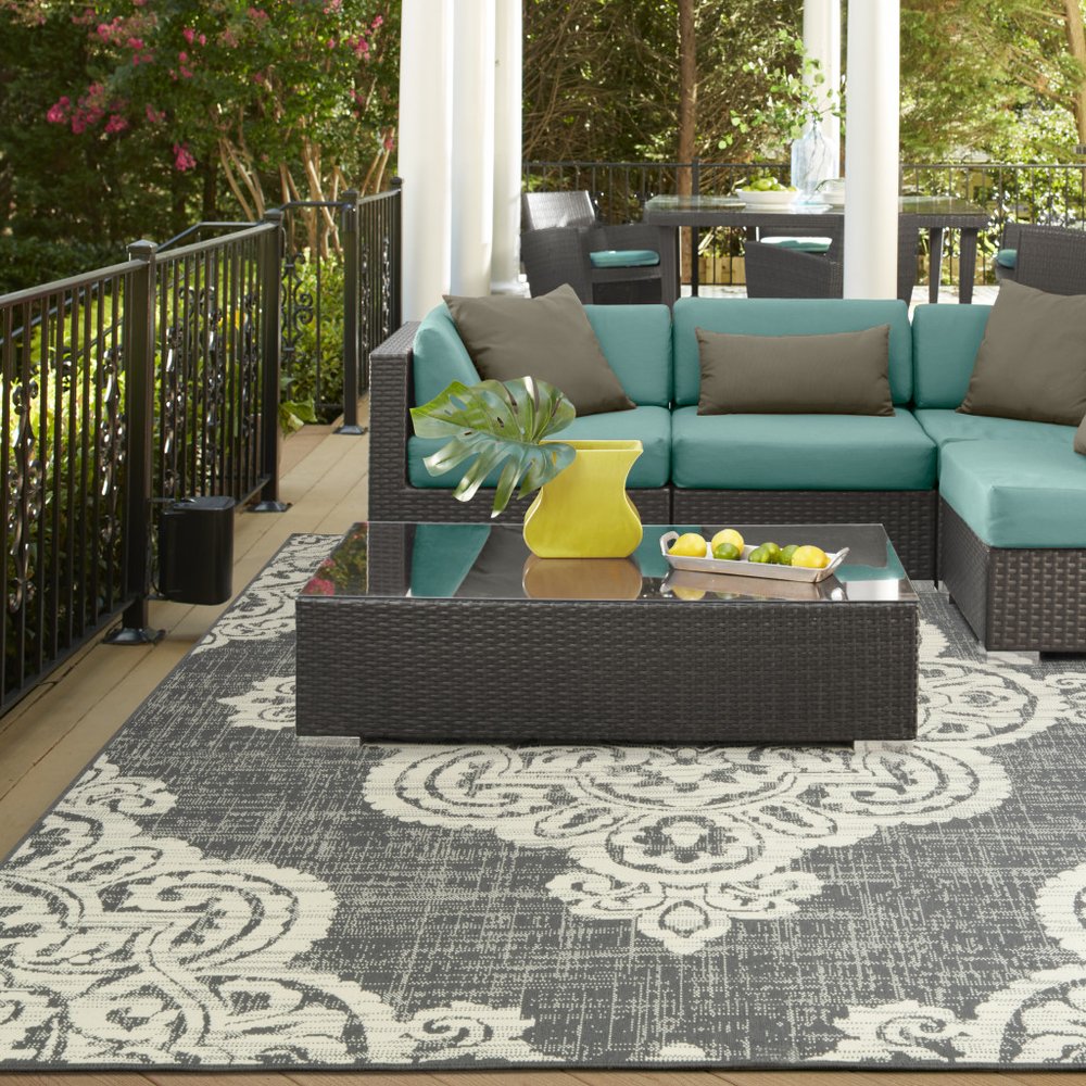 2' X 4' Blue Oriental Stain Resistant Indoor Outdoor Area Rug