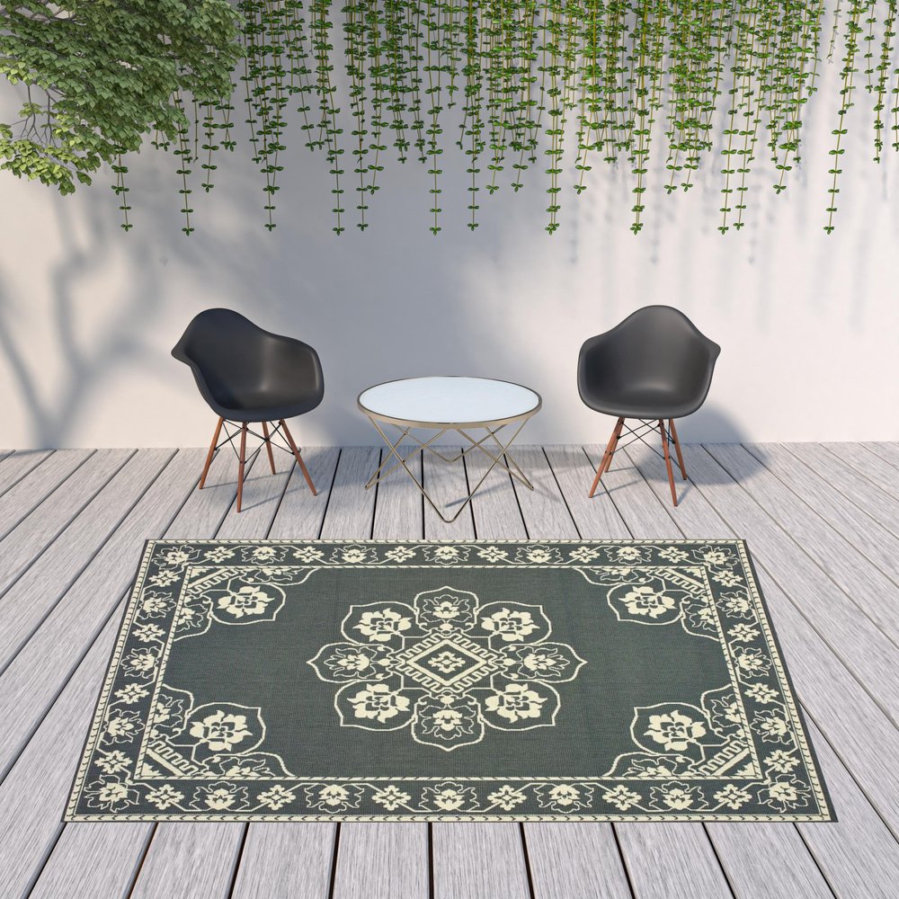 2' X 4' Gray and Ivory Oriental Stain Resistant Indoor Outdoor Area Rug