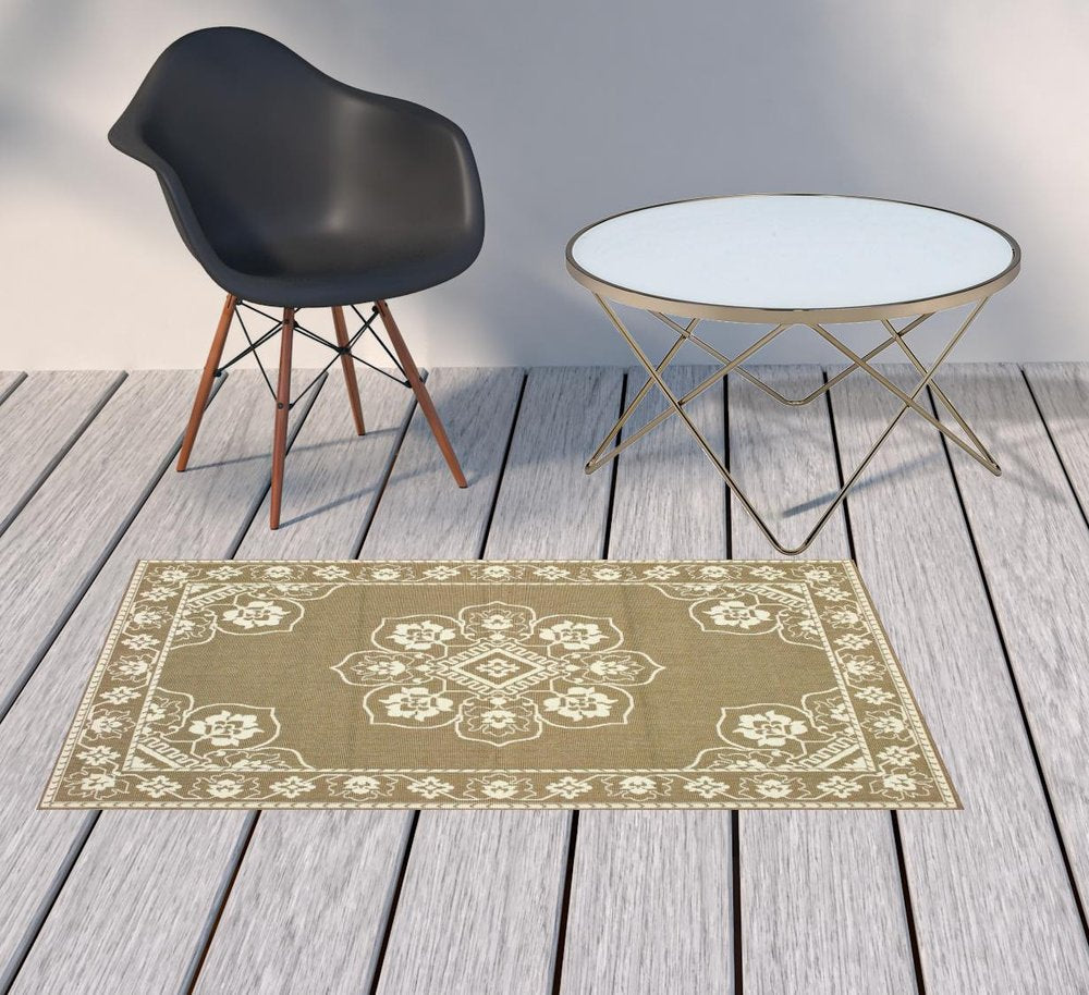 2' X 4' Gray and Ivory Oriental Stain Resistant Indoor Outdoor Area Rug