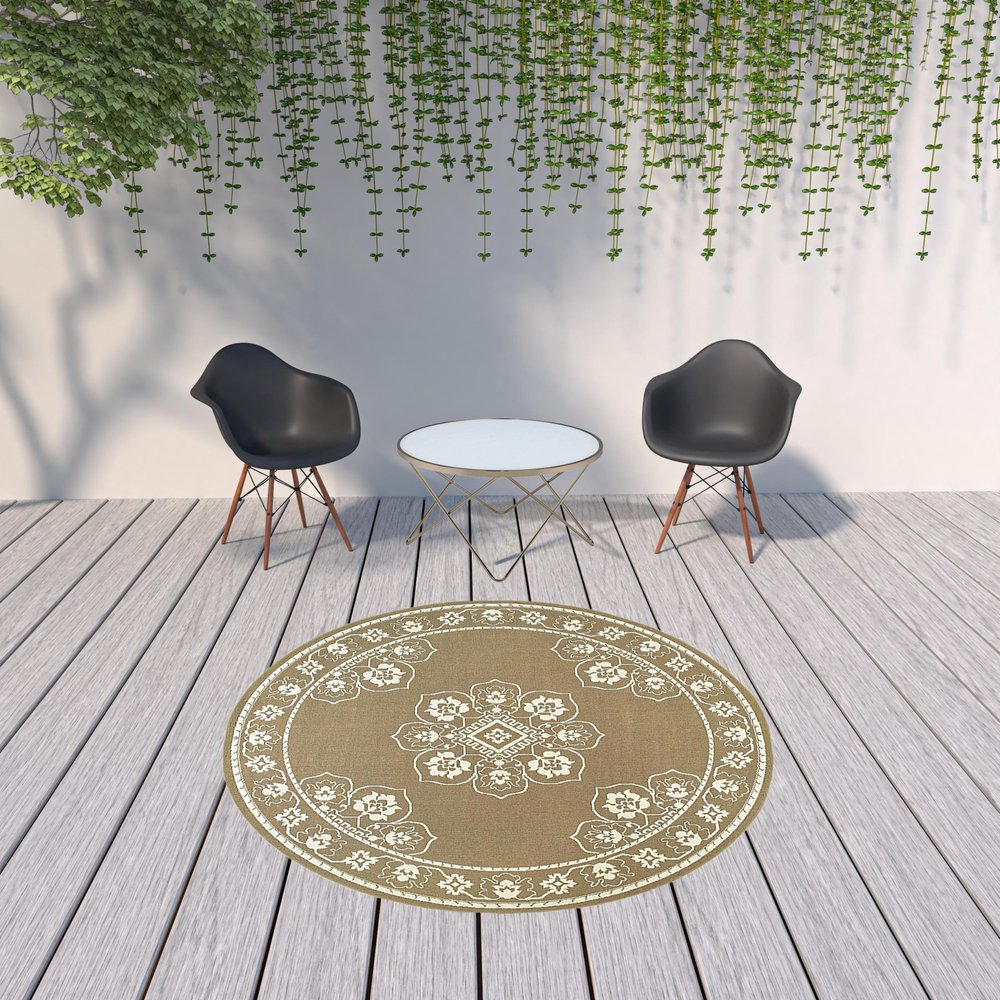 2' X 4' Gray and Ivory Oriental Stain Resistant Indoor Outdoor Area Rug