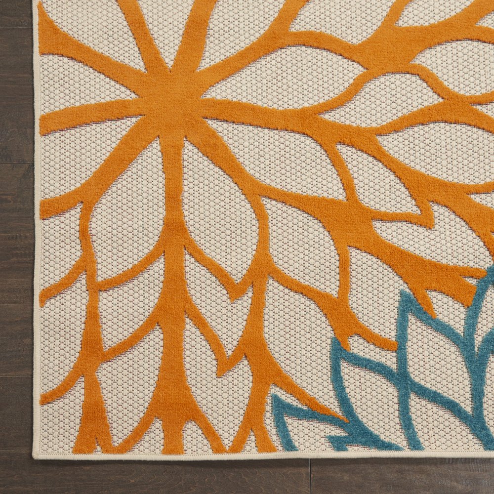 5' Green Orange and Red Indoor Outdoor Area Rug