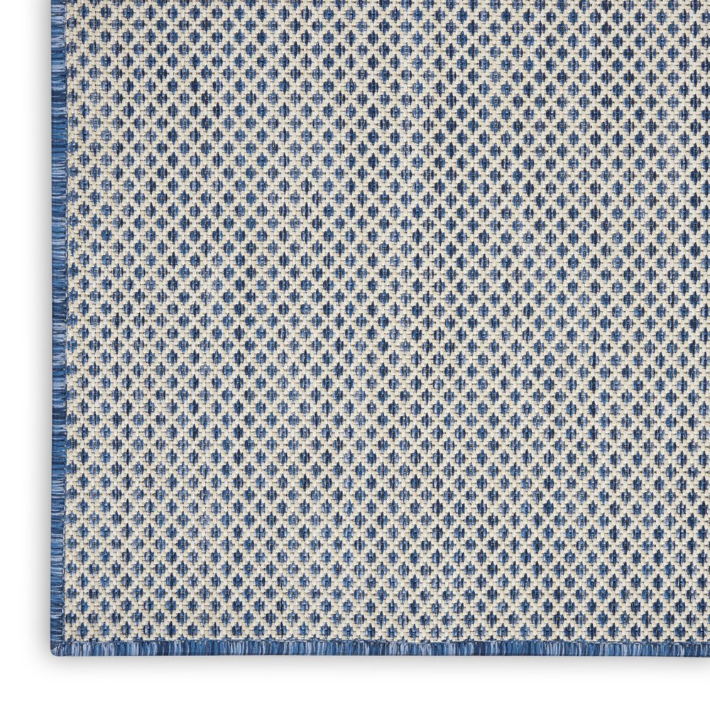 4' X 6' Blue Geometric Power Loom Area Rug