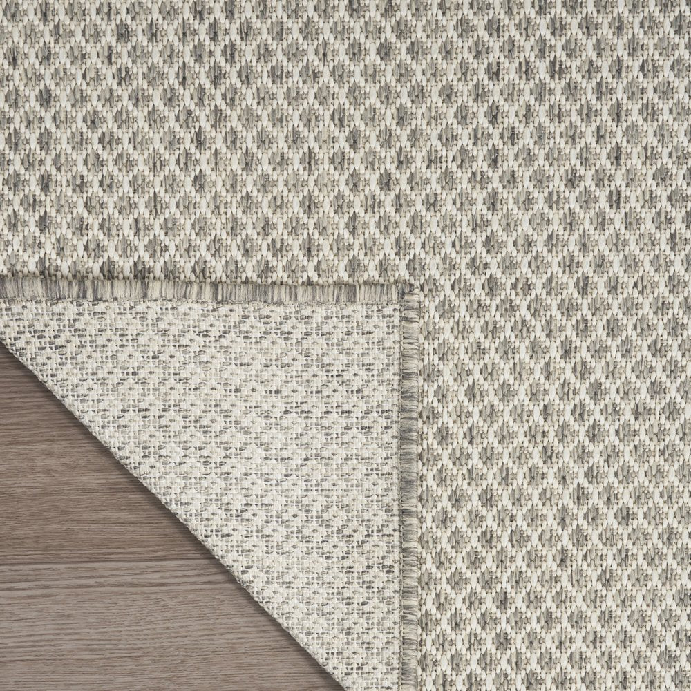 6' X 9' Ivory and Silver Indoor Outdoor Area Rug