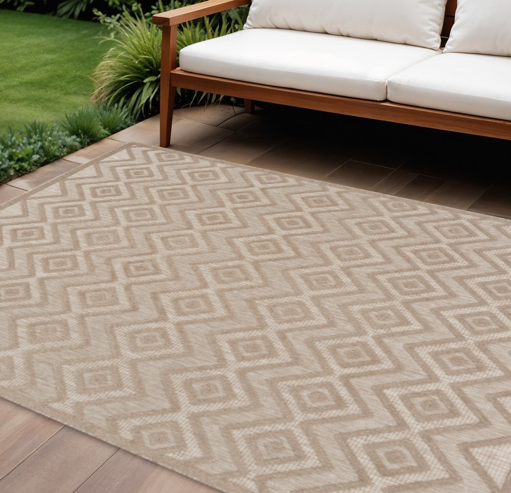 8' X 10' Cream Indoor Outdoor Area Rug