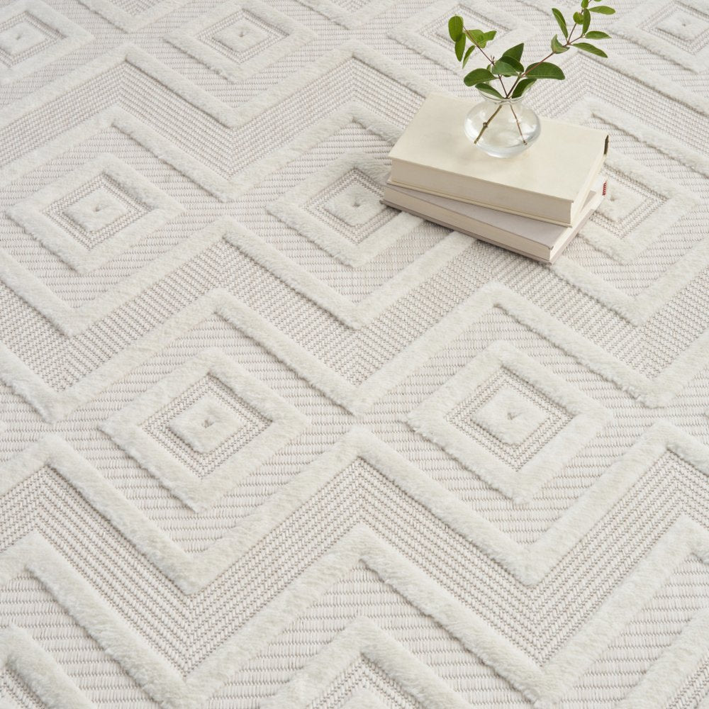 8' X 10' Cream Indoor Outdoor Area Rug