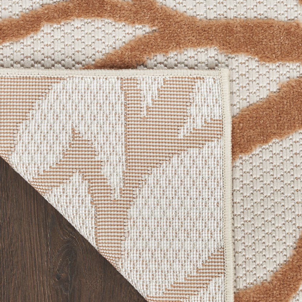 5' X 7' Ivory Green And Blue Indoor Outdoor Area Rug
