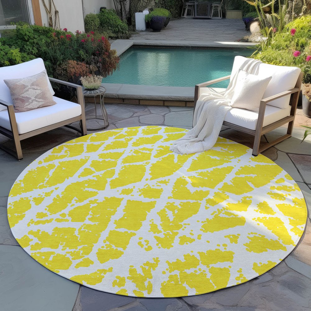 2' X 3' Yellow and White Abstract Washable Non Skid Indoor Outdoor Area Rug