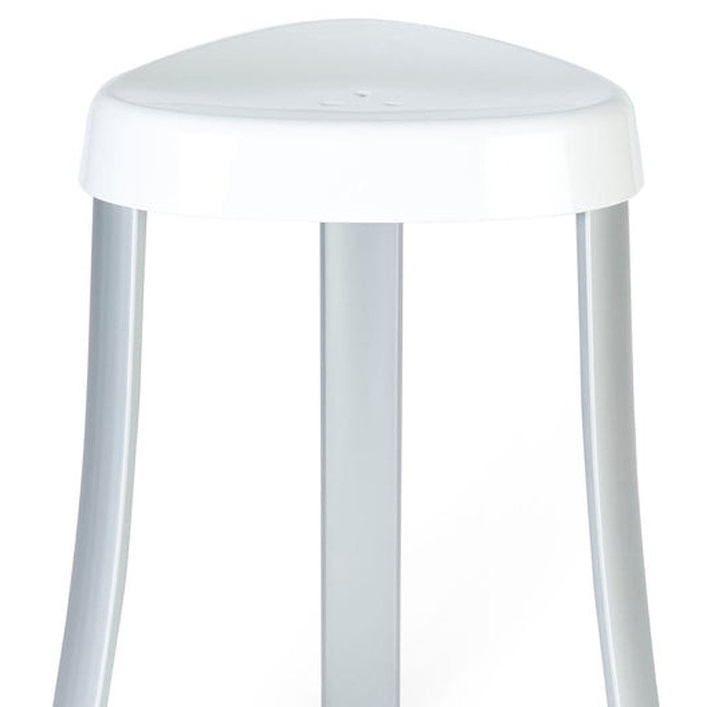 18" White Aluminum And Heavy Duty Plastic Corner Shower Bench