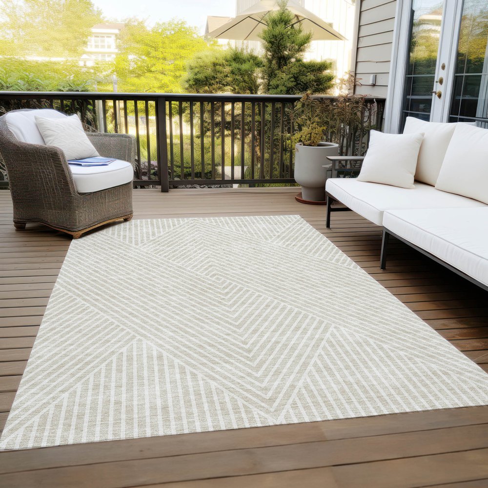 3' X 5' Beige And Ivory Geometric Washable Indoor Outdoor Area Rug