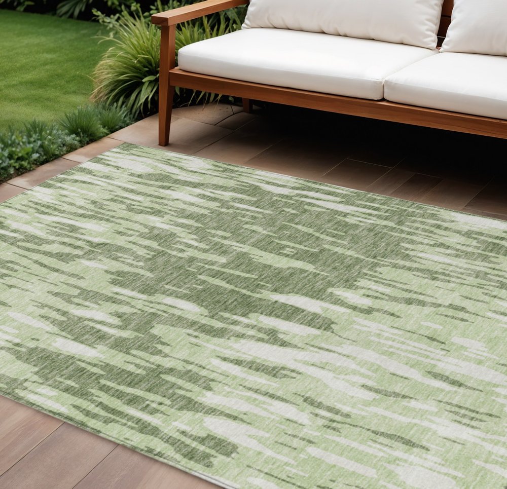 3' X 5' Green And Ivory Abstract Washable Indoor Outdoor Area Rug