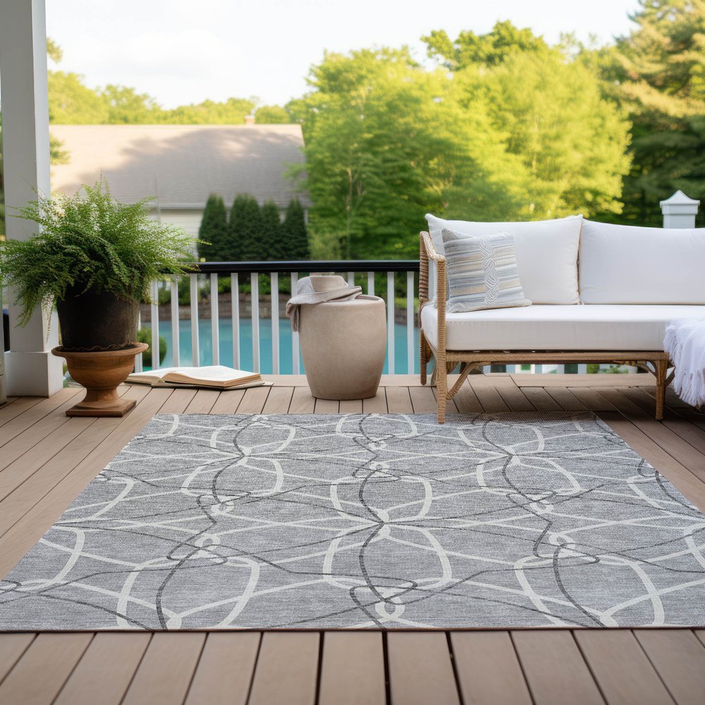 3' X 5' Gray And Ivory Geometric Washable Indoor Outdoor Area Rug