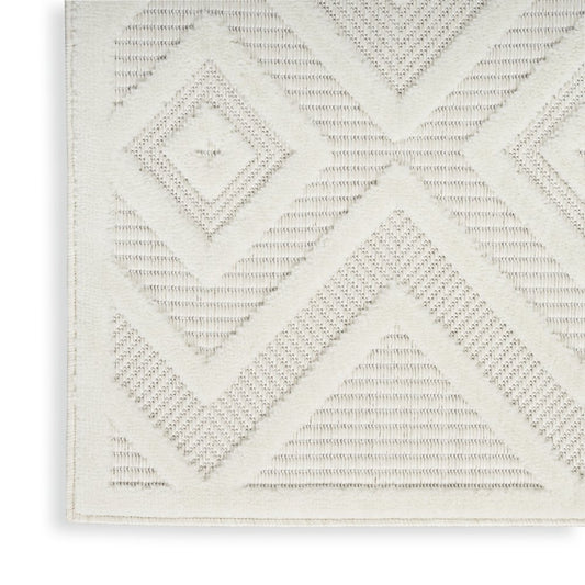 4' X 6' Ivory Indoor Outdoor Area Rug