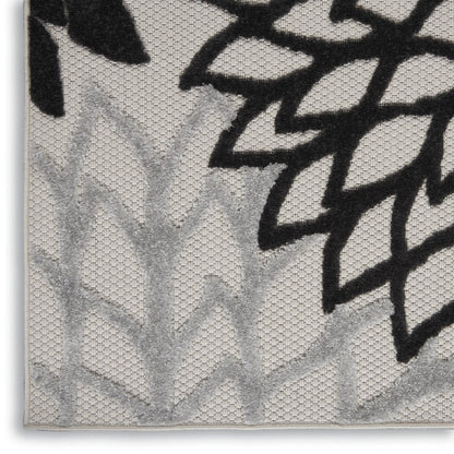 3' X 5' Black And White Floral Power Loom Area Rug