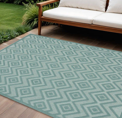 7' X 10' Aqua Indoor Outdoor Area Rug