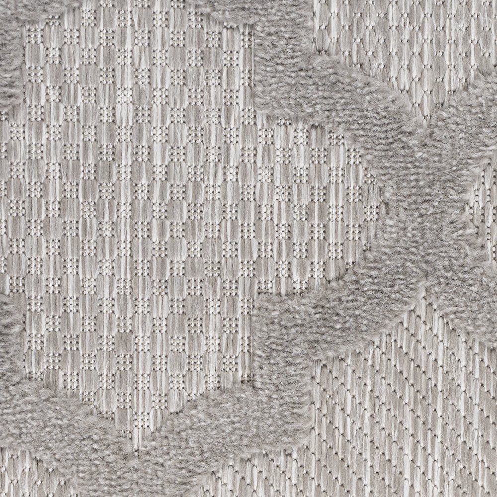 7' X 10' Gray Indoor Outdoor Area Rug