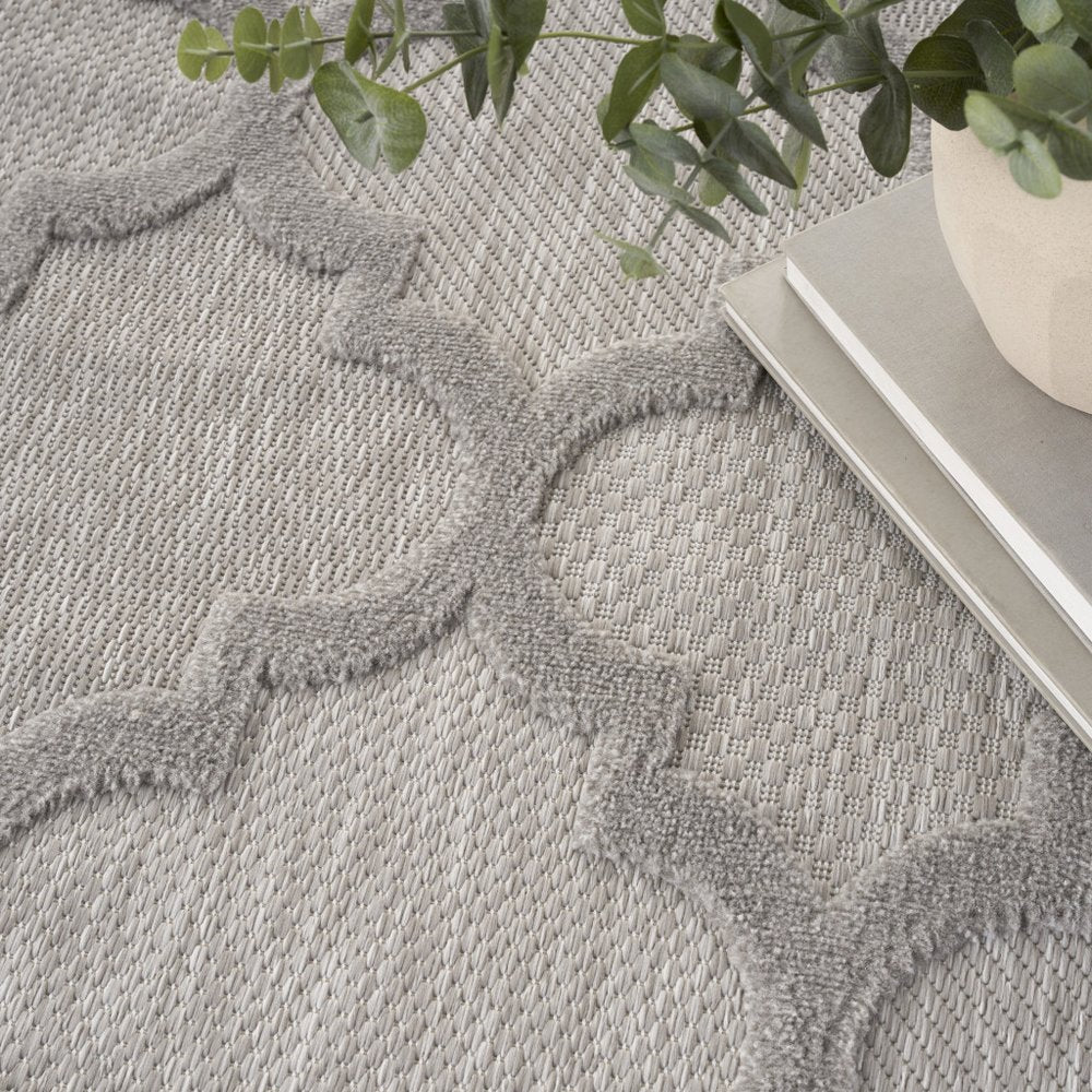 7' X 10' Gray Indoor Outdoor Area Rug