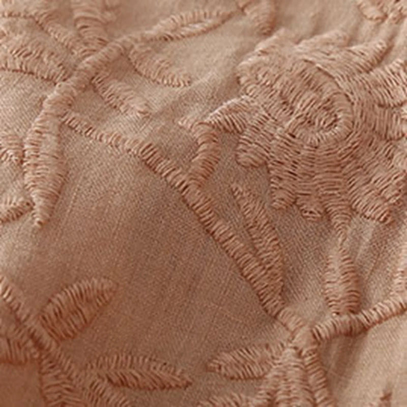 2025 vintage embroidered jacquard top—long-sleeve, loose-fit cotton-linen blend for effortless elegance.