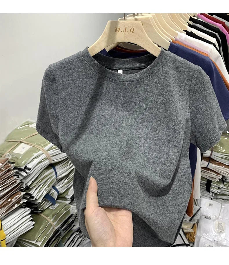 White cotton Y2K-style T-shirt for women—short sleeves, comfy fit, and perfect for spring