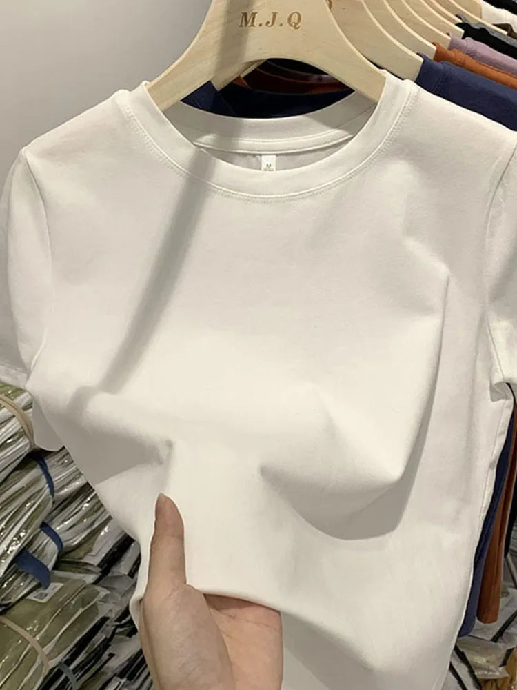 White cotton Y2K-style T-shirt for women—short sleeves, comfy fit, and perfect for spring