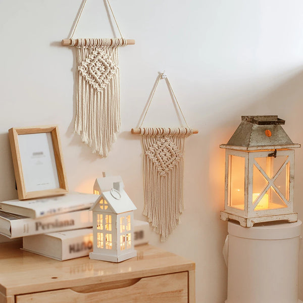 Hand-Woven Macramé Wall Hanging - Bohemian Craft Ornament for Home or Living Room Decor