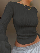 Y2K white ruched long-sleeve cropped T-shirt—skinny fit, perfect for casual autumn looks.