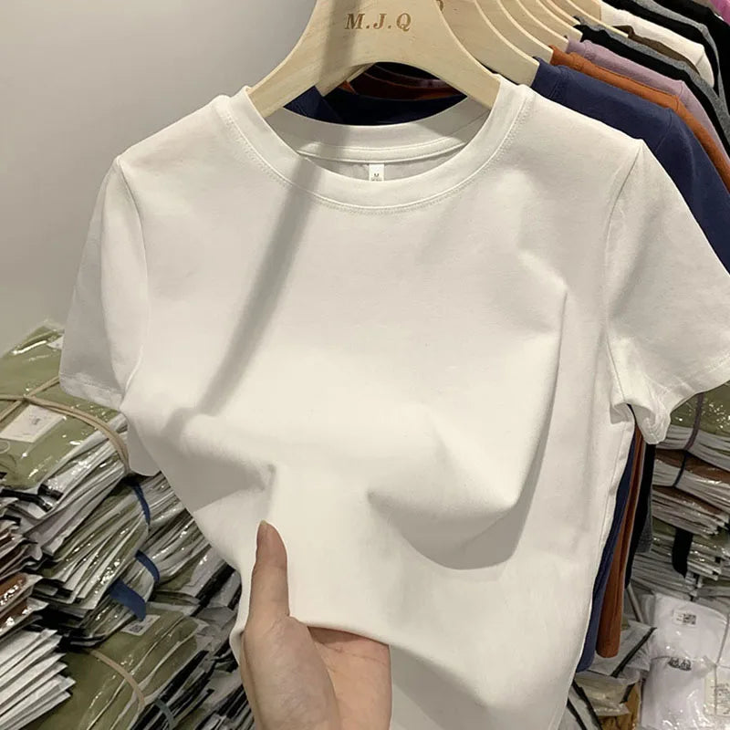 White cotton Y2K-style T-shirt for women—short sleeves, comfy fit, and perfect for spring