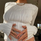 Y2K white ruched long-sleeve cropped T-shirt—skinny fit, perfect for casual autumn looks.