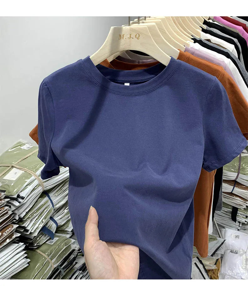 White cotton Y2K-style T-shirt for women—short sleeves, comfy fit, and perfect for spring