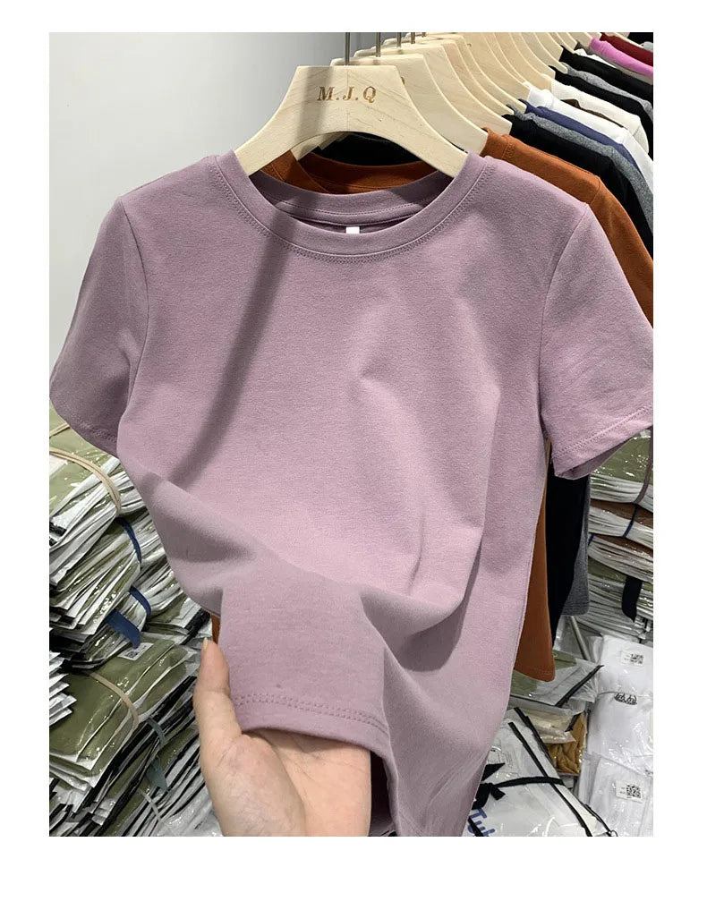 White cotton Y2K-style T-shirt for women—short sleeves, comfy fit, and perfect for spring