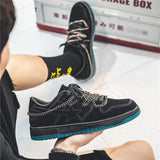 Four Seasons Men's Fashion Novel Retro Casual Wear Comfortable Sports Shoes