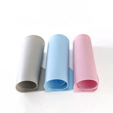 Non-Slip Pet Feeding Mat - Waterproof & Easy-to-Clean Silicone Placemat for Cats and Dogs