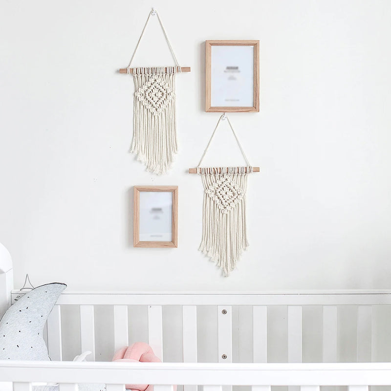 Hand-Woven Macramé Wall Hanging - Bohemian Craft Ornament for Home or Living Room Decor