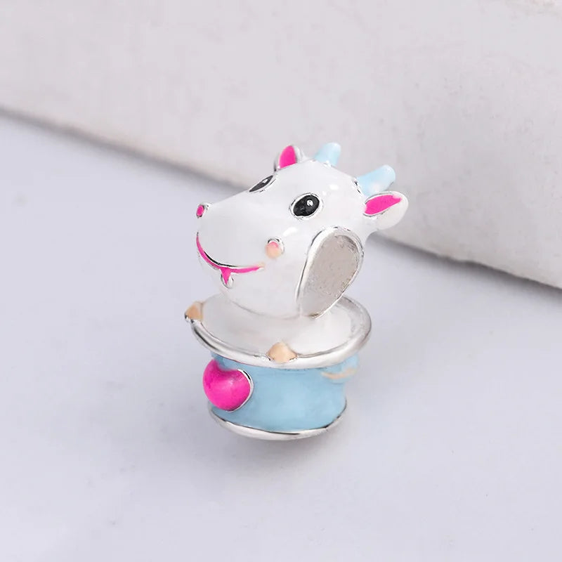 Cute 925 sterling silver cat pendant bead—fits original charm bracelets. Perfect for women and men.