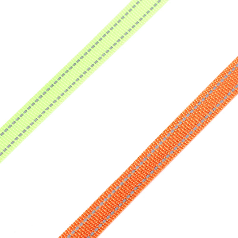 Extendable Pet Leash - Dual-Head Walking Lead with LED Light for Dogs & Cats, Automatic Traction Control